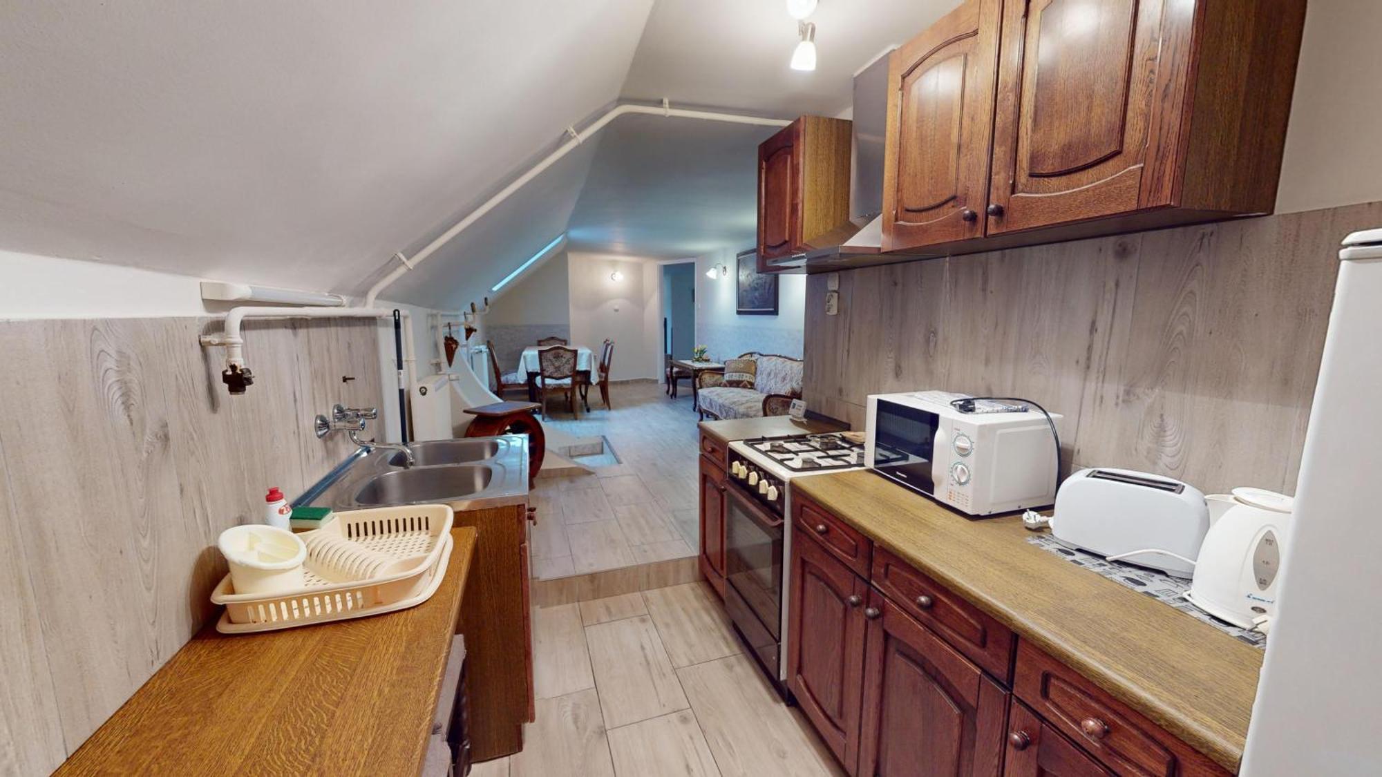 Herczeg Apartment Miskolc Bagian luar foto