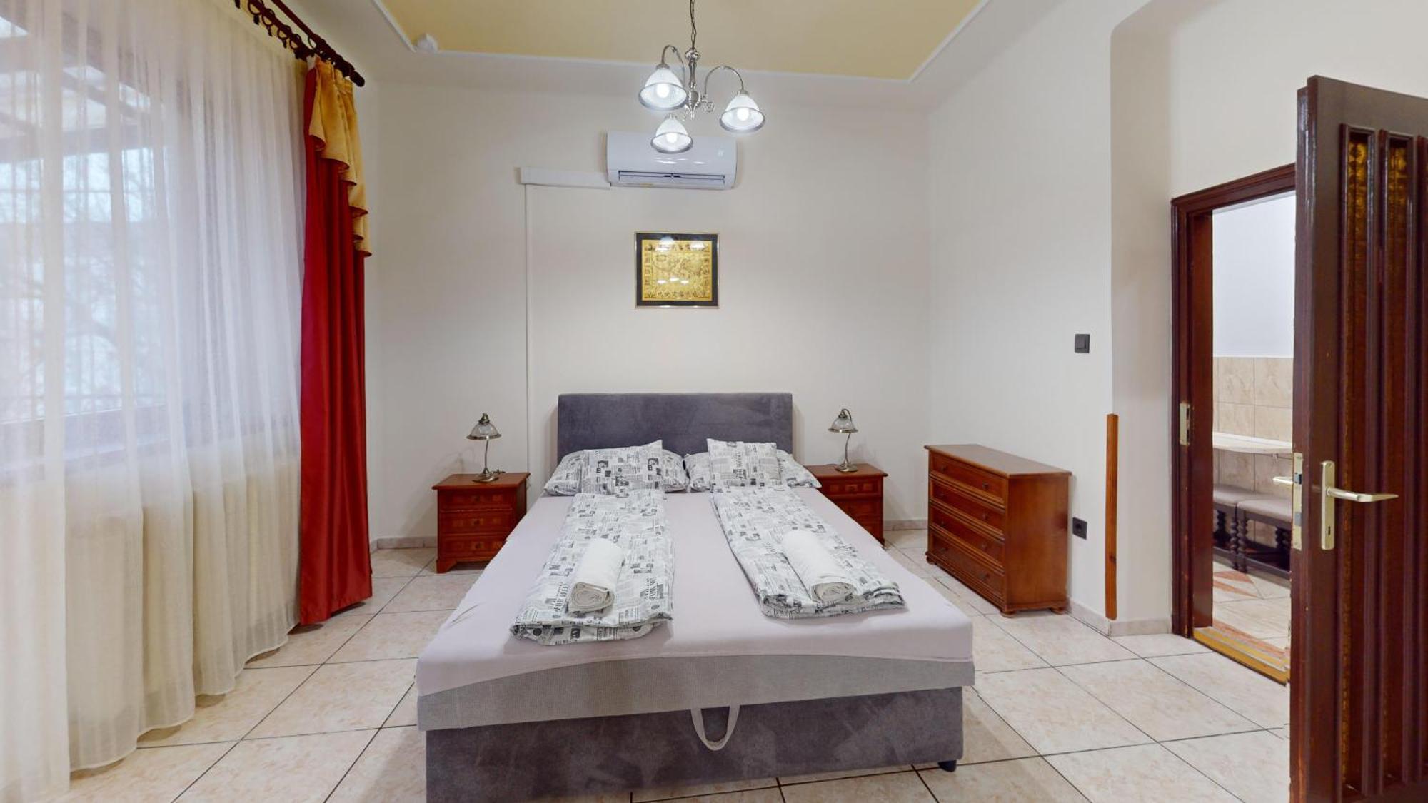 Herczeg Apartment Miskolc Bagian luar foto