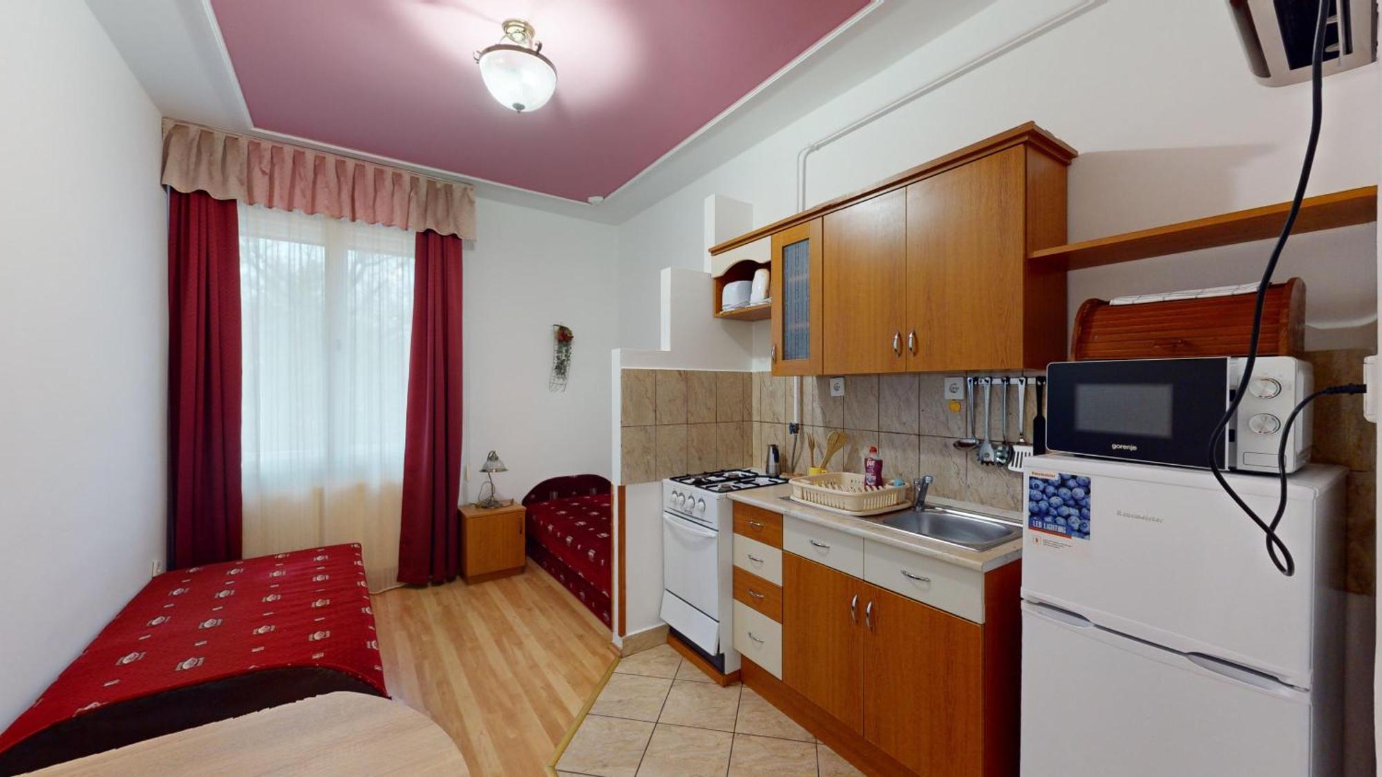 Herczeg Apartment Miskolc Bagian luar foto