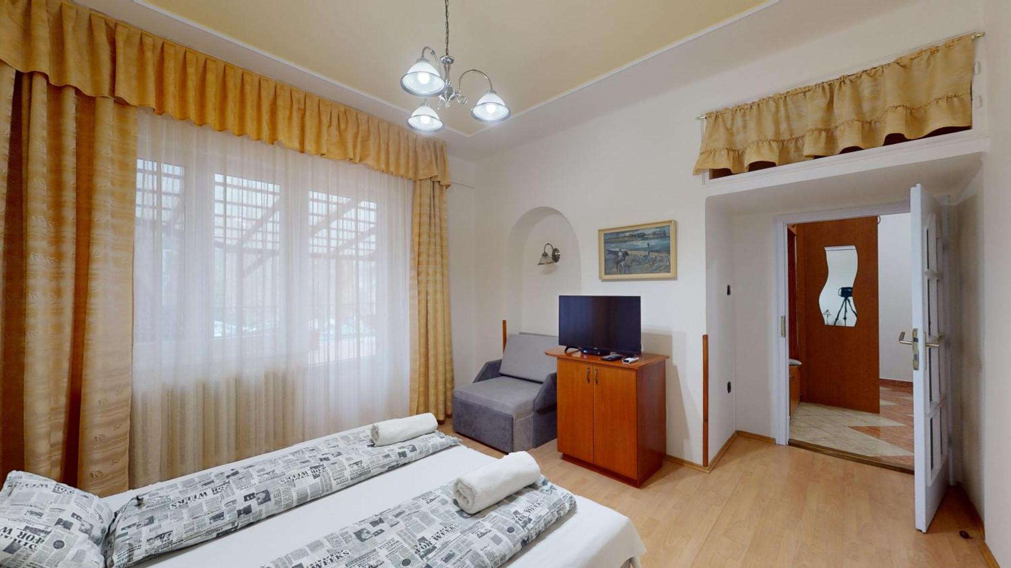 Herczeg Apartment Miskolc Bagian luar foto