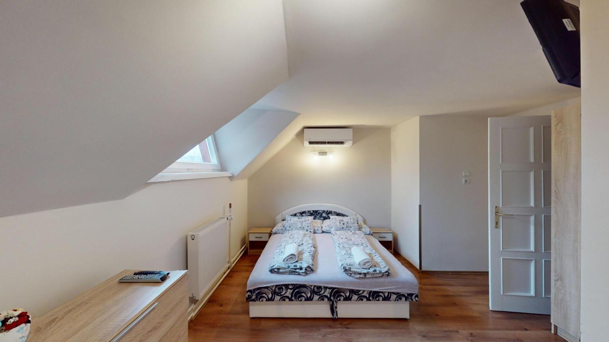 Herczeg Apartment Miskolc Bagian luar foto
